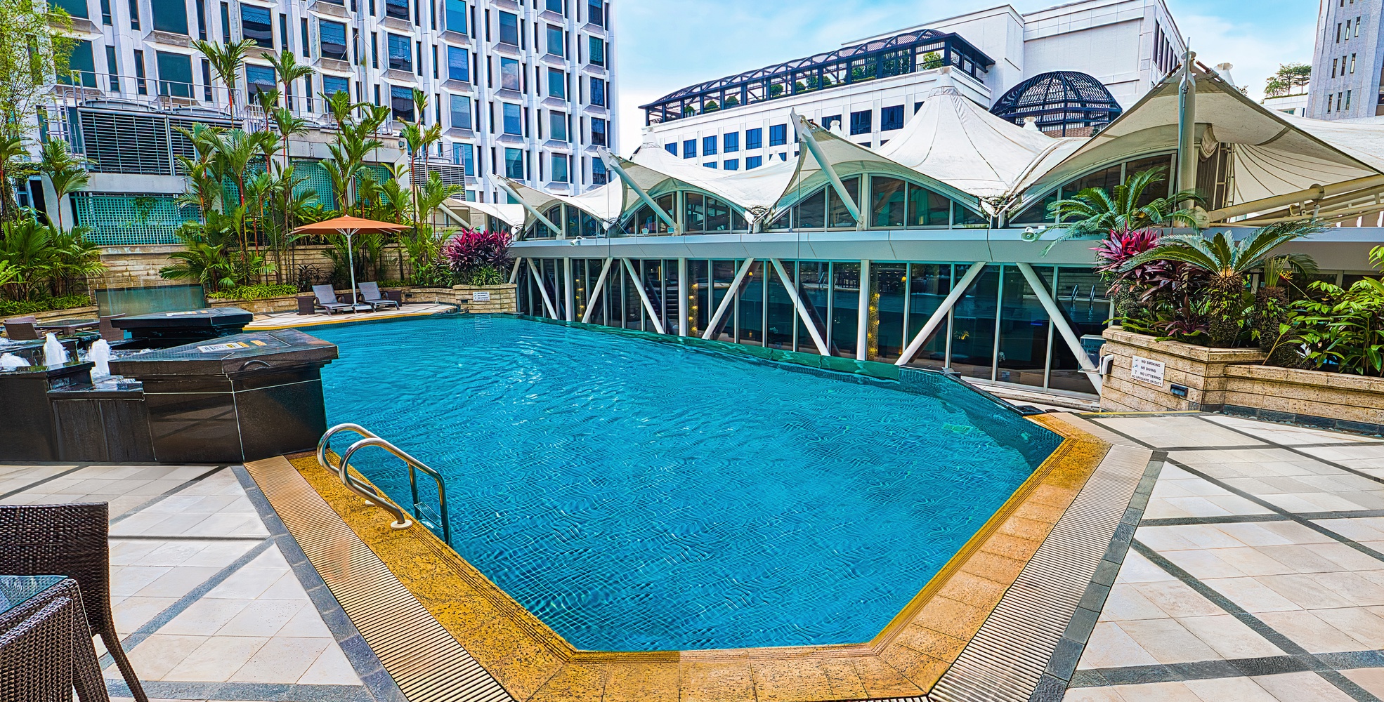  Peninsula Excelsior Singapore, A Wyndham Hotel 
